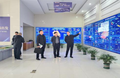 市“幸福民企”創(chuàng)建指導小組赴華金集團開展現場審查工作